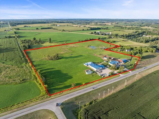 $1,230,000 | W1250 County HH, New Holstein, WI 53061