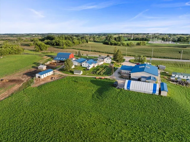 $1,230,000 | W1250 County HH, New Holstein, WI 53061