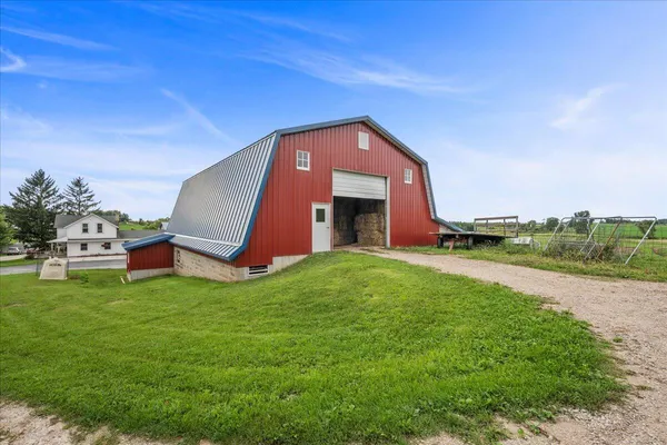 $1,208,000 | W1250 County HH, New Holstein, WI 53061