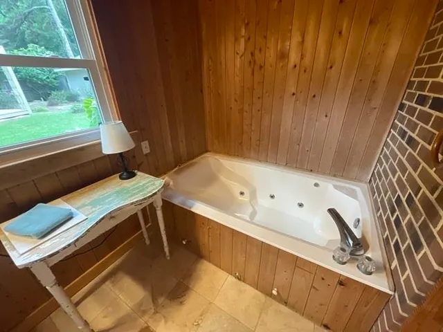 $840,000 | 1006 Burnside Road, Manteo, NC 27954