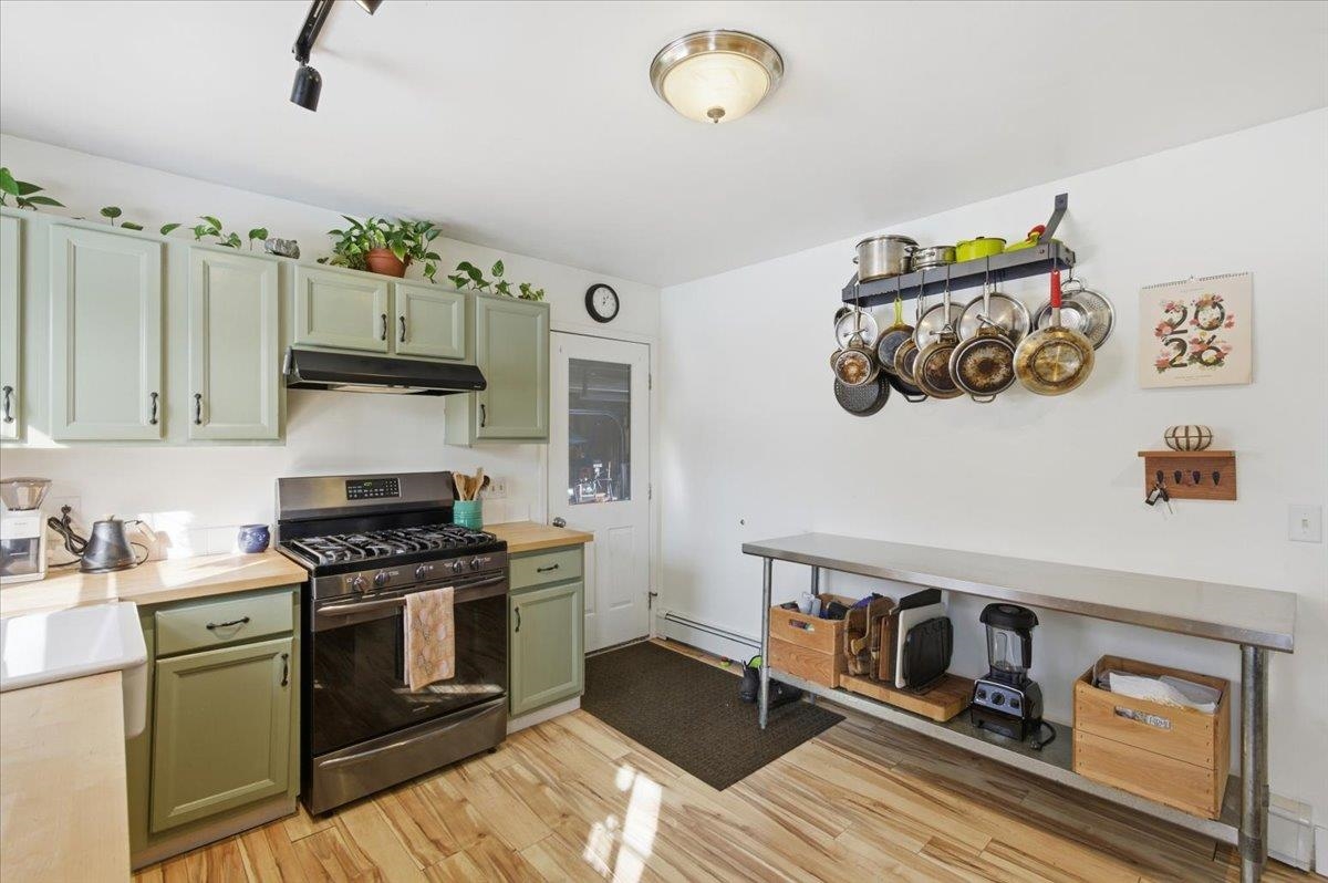 242 Hickok Street Winooski, VT 05404 - Photo 17 of 48