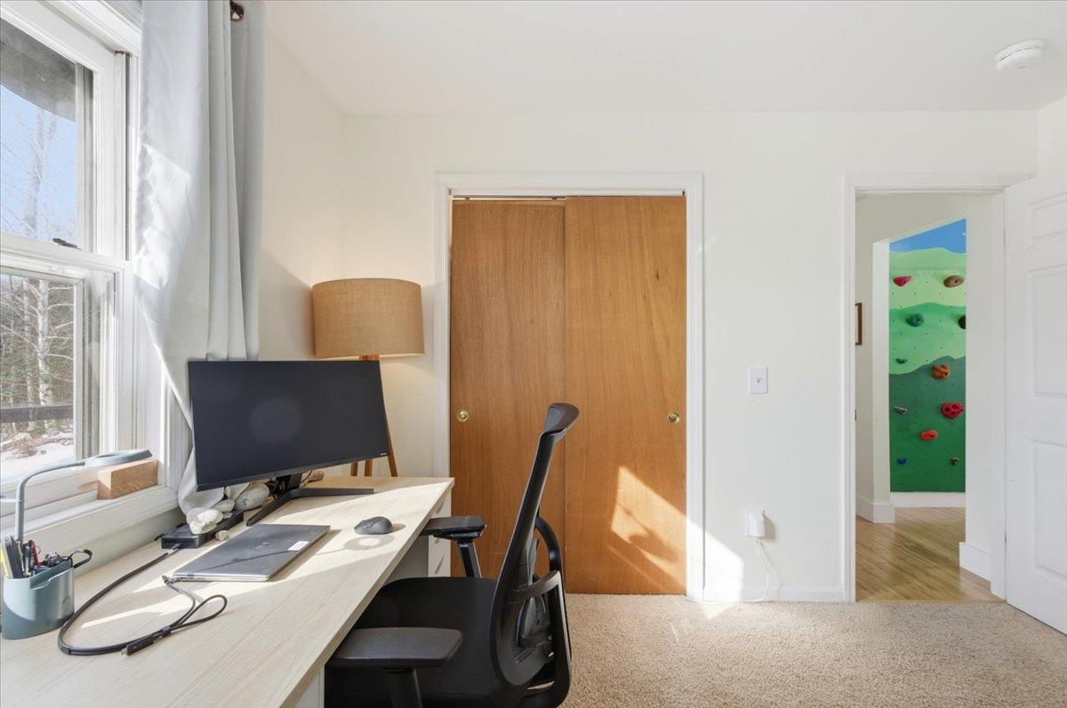 242 Hickok Street Winooski, VT 05404 - Photo 20 of 48