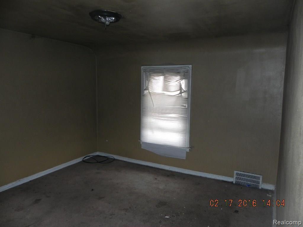 11643 Riad Street Detroit, MI 48224 - Photo 5 of 15 DSCN8821.JPG