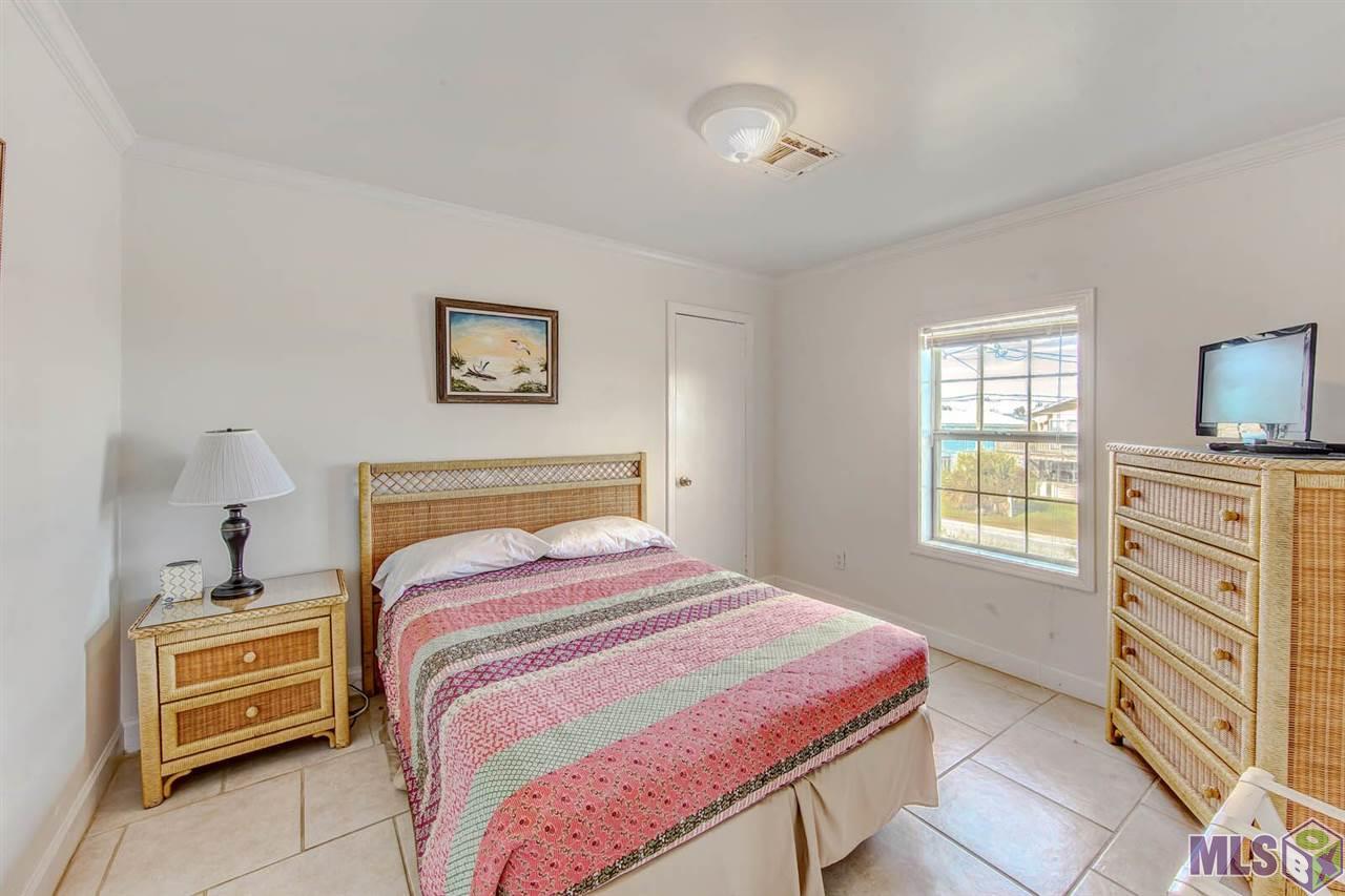 3598 Highway 1 Grand Isle, LA 70358 - Photo 9 of 15