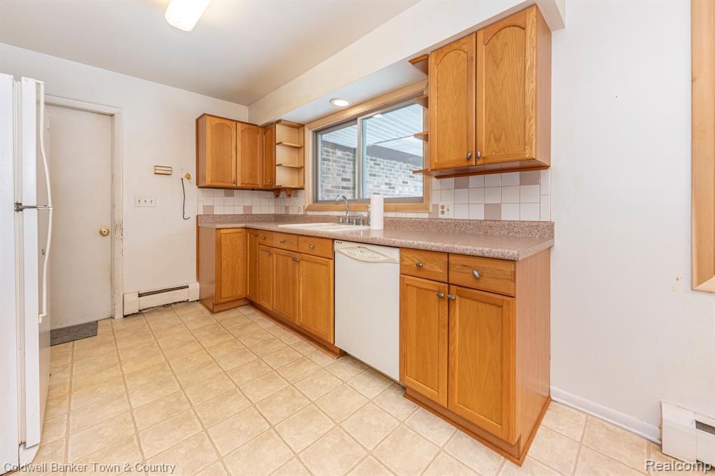 11644 Kerns Way Fenton, MI 48430 - Photo 19 of 50