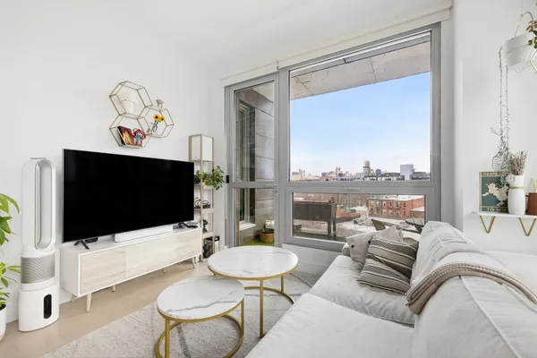 $1,230,000 | 22-43 Jackson Avenue, Unit 7F | Long Island City