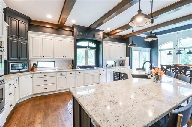 $2,900,000 | 29800 East 65 Street, Blue Springs, MO 64014