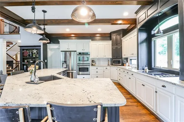$2,900,000 | 29800 East 65 Street, Blue Springs, MO 64014