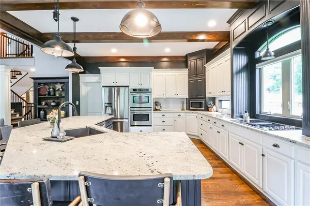 $2,900,000 | 29800 East 65 Street, Blue Springs, MO 64014