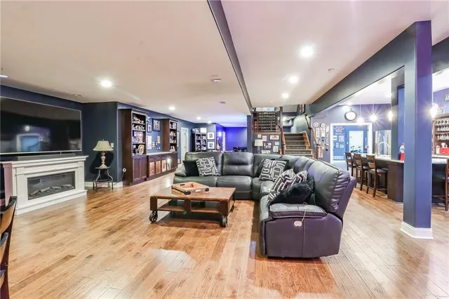 $2,900,000 | 29800 East 65 Street, Blue Springs, MO 64014