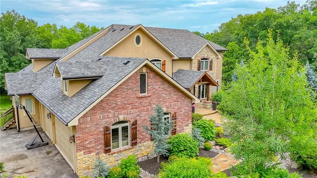 $2,900,000 | 29800 East 65 Street, Blue Springs, MO 64014