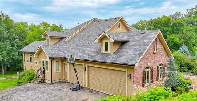 $2,900,000 | 29800 East 65 Street, Blue Springs, MO 64014