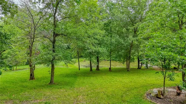 $2,900,000 | 29800 East 65 Street, Blue Springs, MO 64014