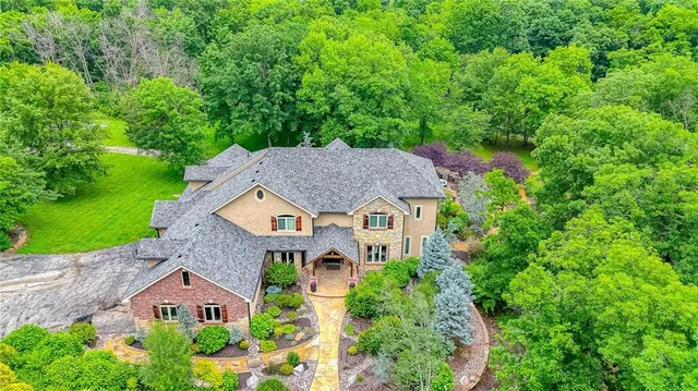 $2,900,000 | 29800 East 65 Street, Blue Springs, MO 64014