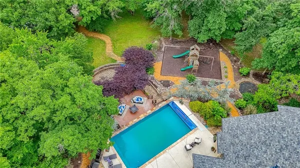 $2,900,000 | 29800 East 65 Street, Blue Springs, MO 64014