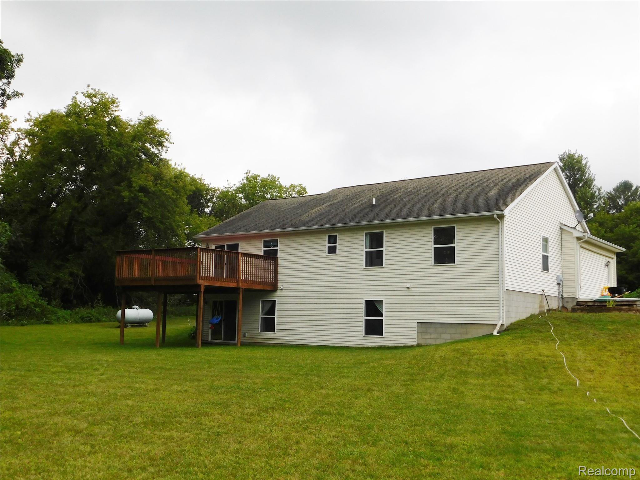 3787 Wheeler Road Fowlerville, MI 48836 - Photo 13 of 13 DSCN0315.JPG