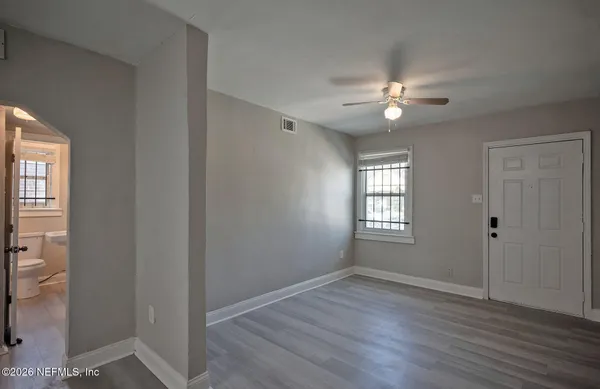 $1,250 | 2036 West 11th Street, Jacksonville, FL 32209