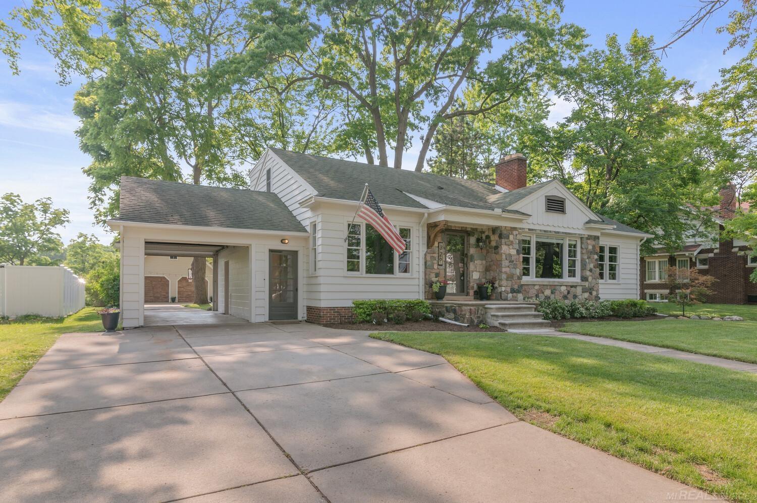 329 Chandler Street Romeo, MI 48065 - Photo 1 of 45
