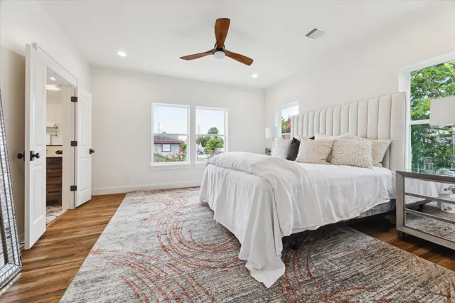 $997,500 | 805 English Street, Houston, TX 77009