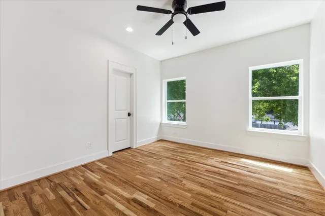 $997,500 | 805 English Street, Houston, TX 77009