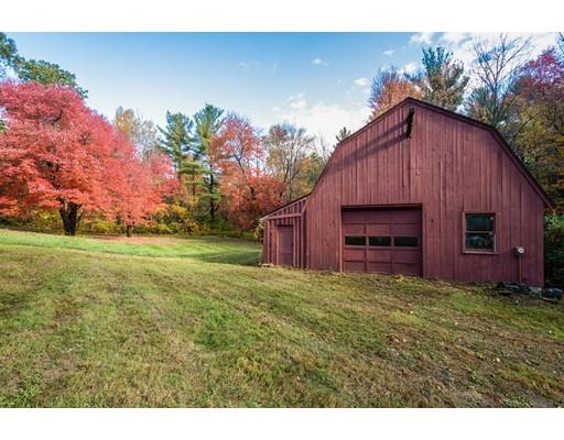 31 Taft Road Sterling, MA 01564 - Photo 2 of 23 a view of a backyard with a garden