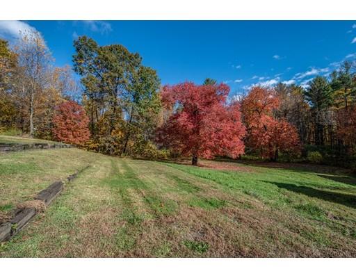 31 Taft Road Sterling, MA 01564 - Photo 21 of 23 a view of a yard with an trees