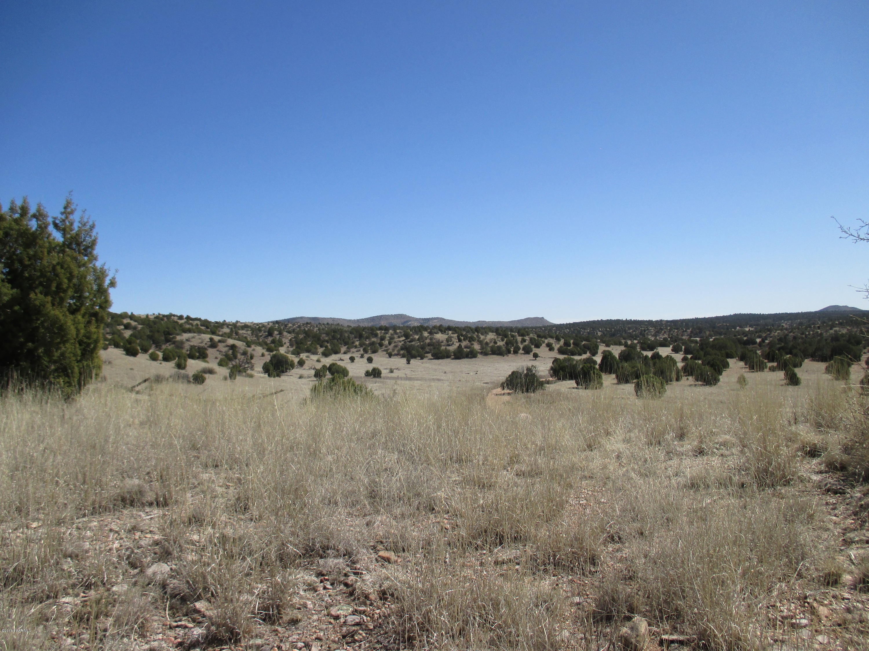 17801 Crossroads Ranch Road Prescott, AZ 86305 - Photo 11 of 13 a view of lake