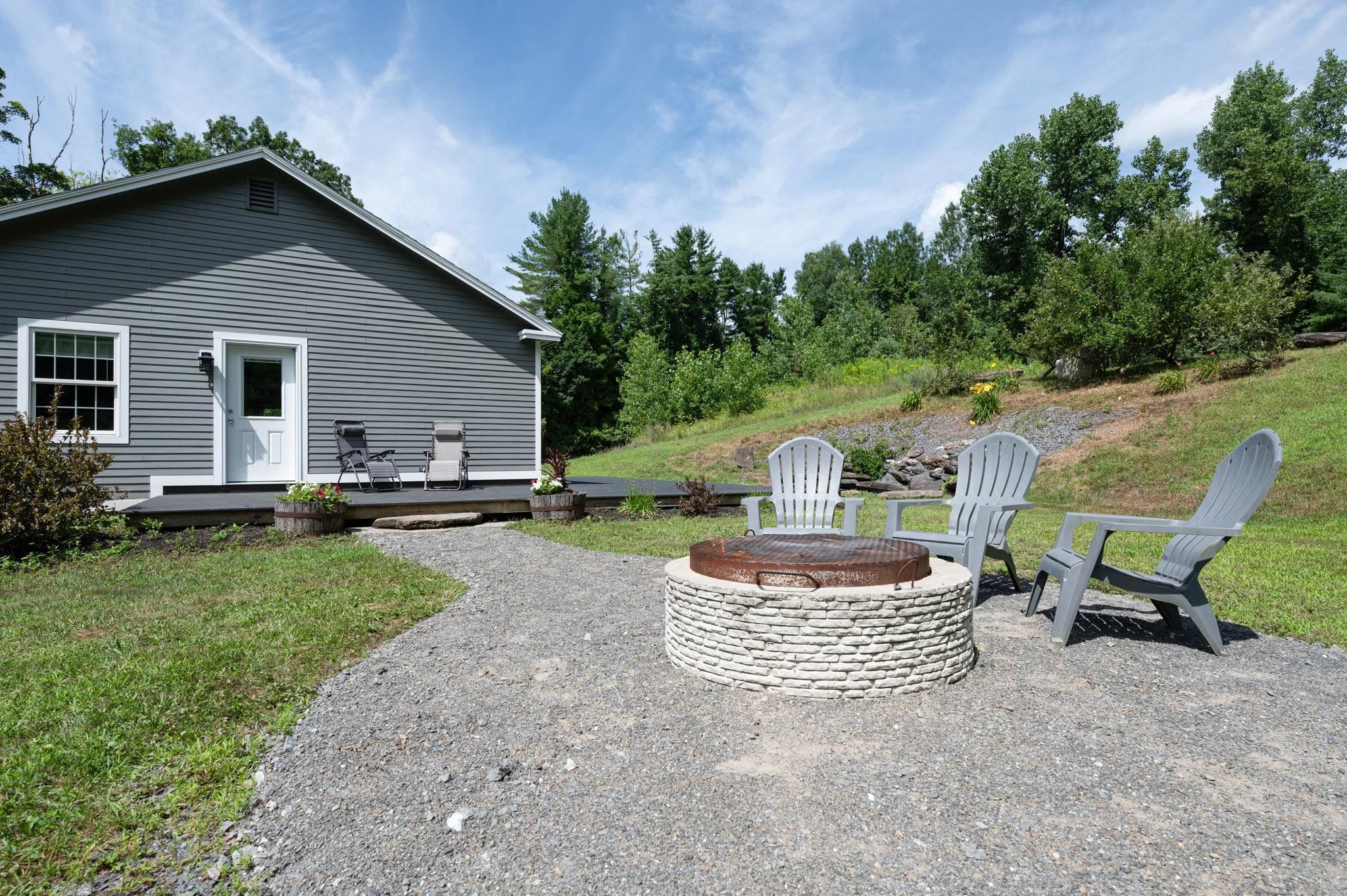 60 Gulf Road Brattleboro, VT 05301 - Photo 8 of 37