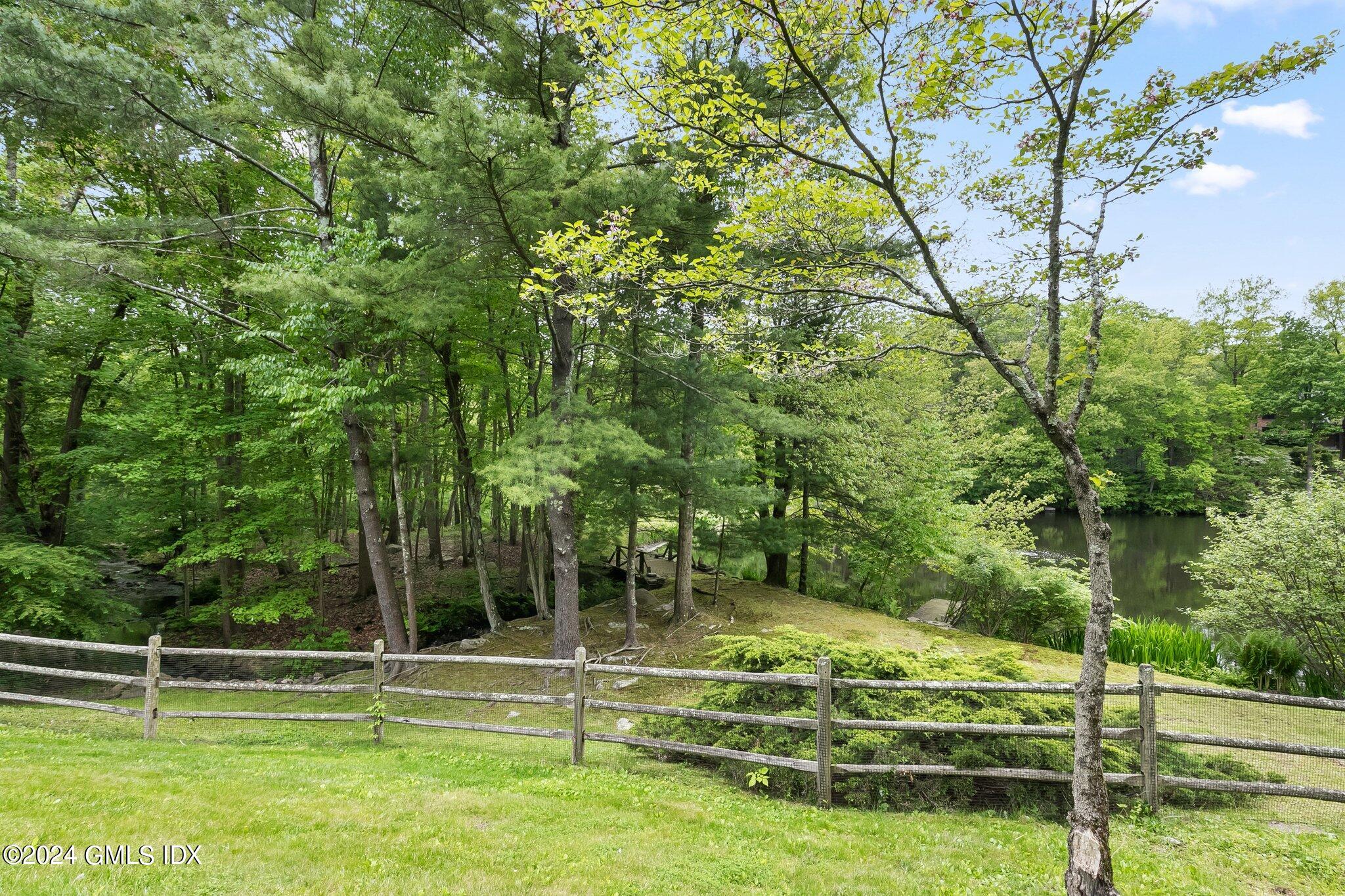 306 Stanwich Road Greenwich, CT 06830 - Photo 36 of 87 a view of a volley ball court