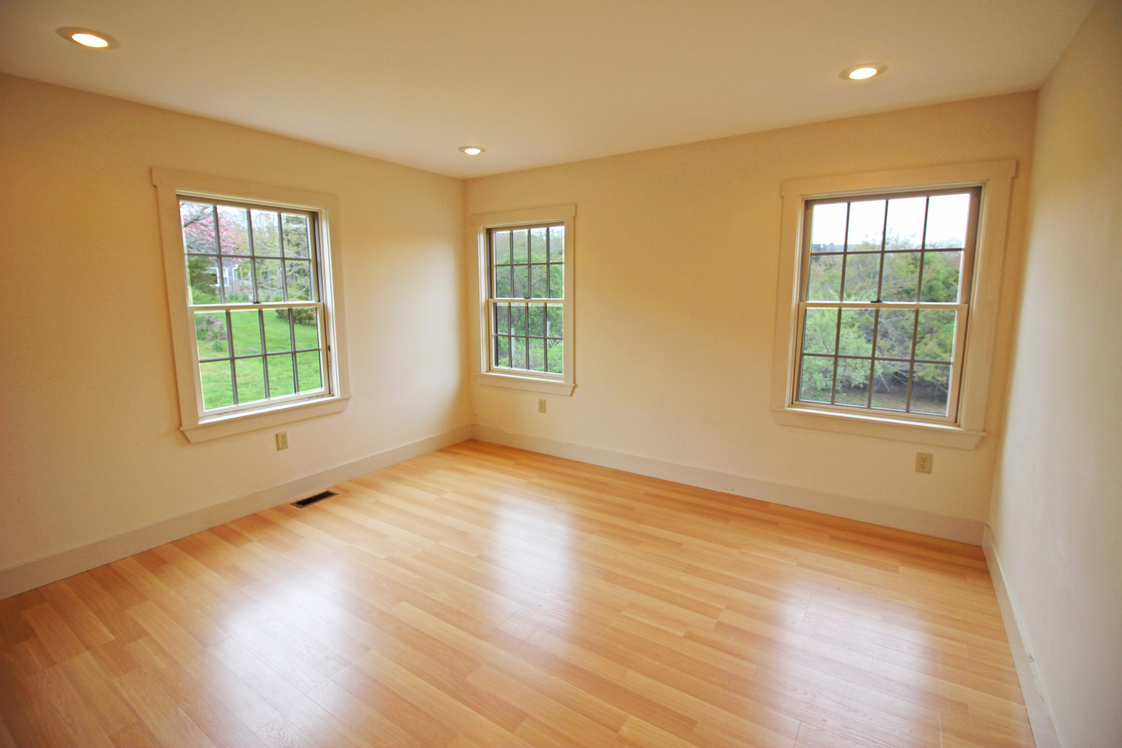 17 Madaket Road Nantucket, MA 02554 - Photo 10 of 24 Gallery Image 10