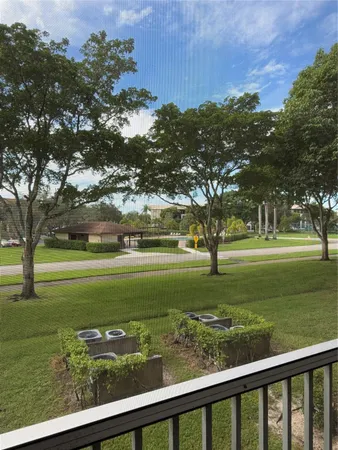 $1,850 | 12850 Southwest 4th Court, Unit 203I, Pembroke Pines, FL 33027