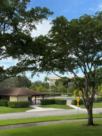 $1,850 | 12850 Southwest 4th Court, Unit 203I, Pembroke Pines, FL 33027