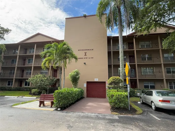$1,850 | 12850 Southwest 4th Court, Unit 203I, Pembroke Pines, FL 33027