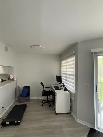$1,850 | 12850 Southwest 4th Court, Unit 203I, Pembroke Pines, FL 33027