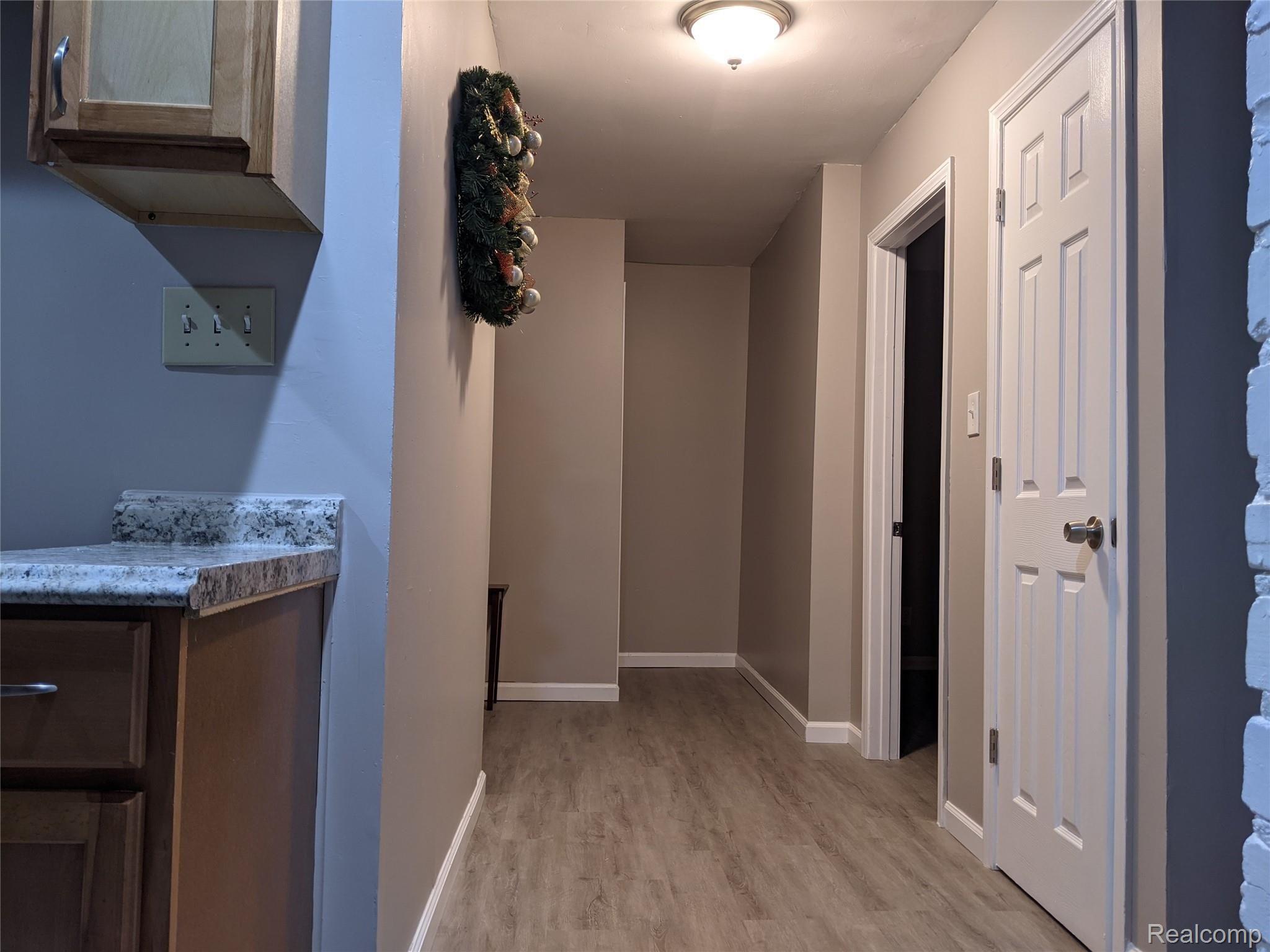 4051 Hunter Road Flint, MI 48504 - Photo 8 of 37 PXL_20210119_225214261.NIGHT