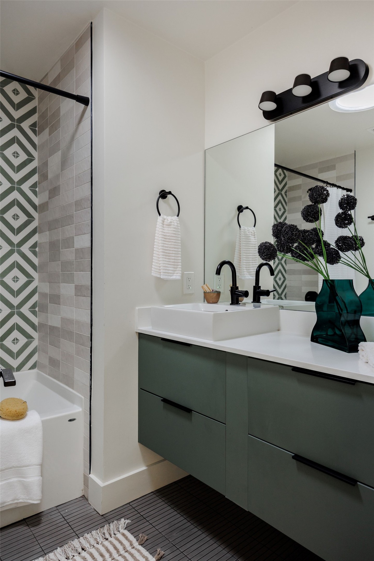 2220 East Stassney Lane, Unit B Austin, TX 78744 - Photo 22 of 31