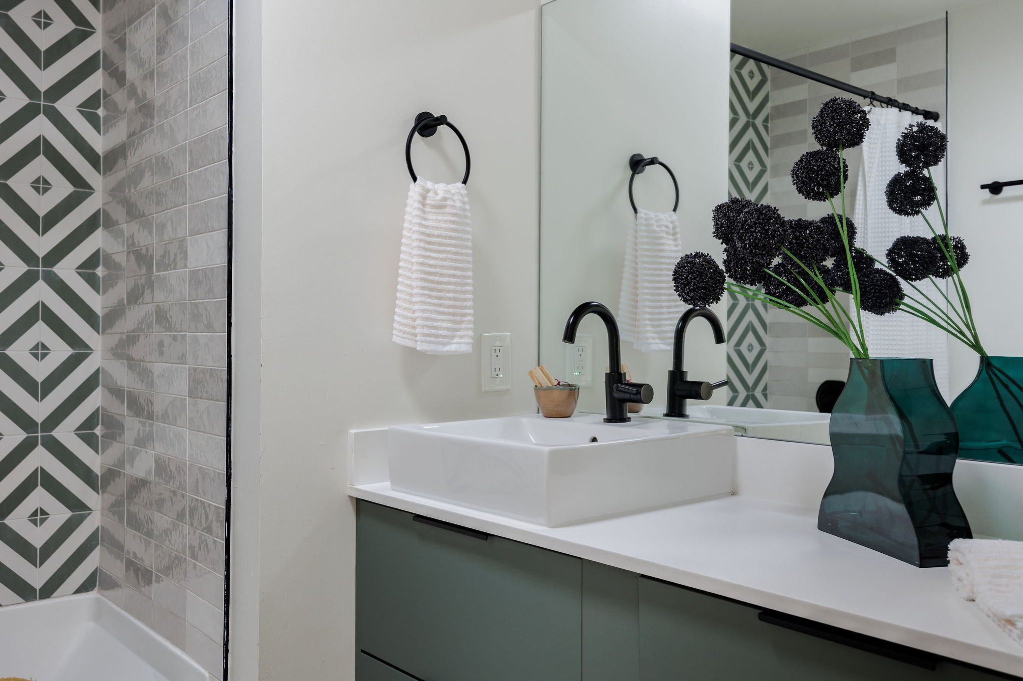 2220 East Stassney Lane, Unit B Austin, TX 78744 - Photo 24 of 31