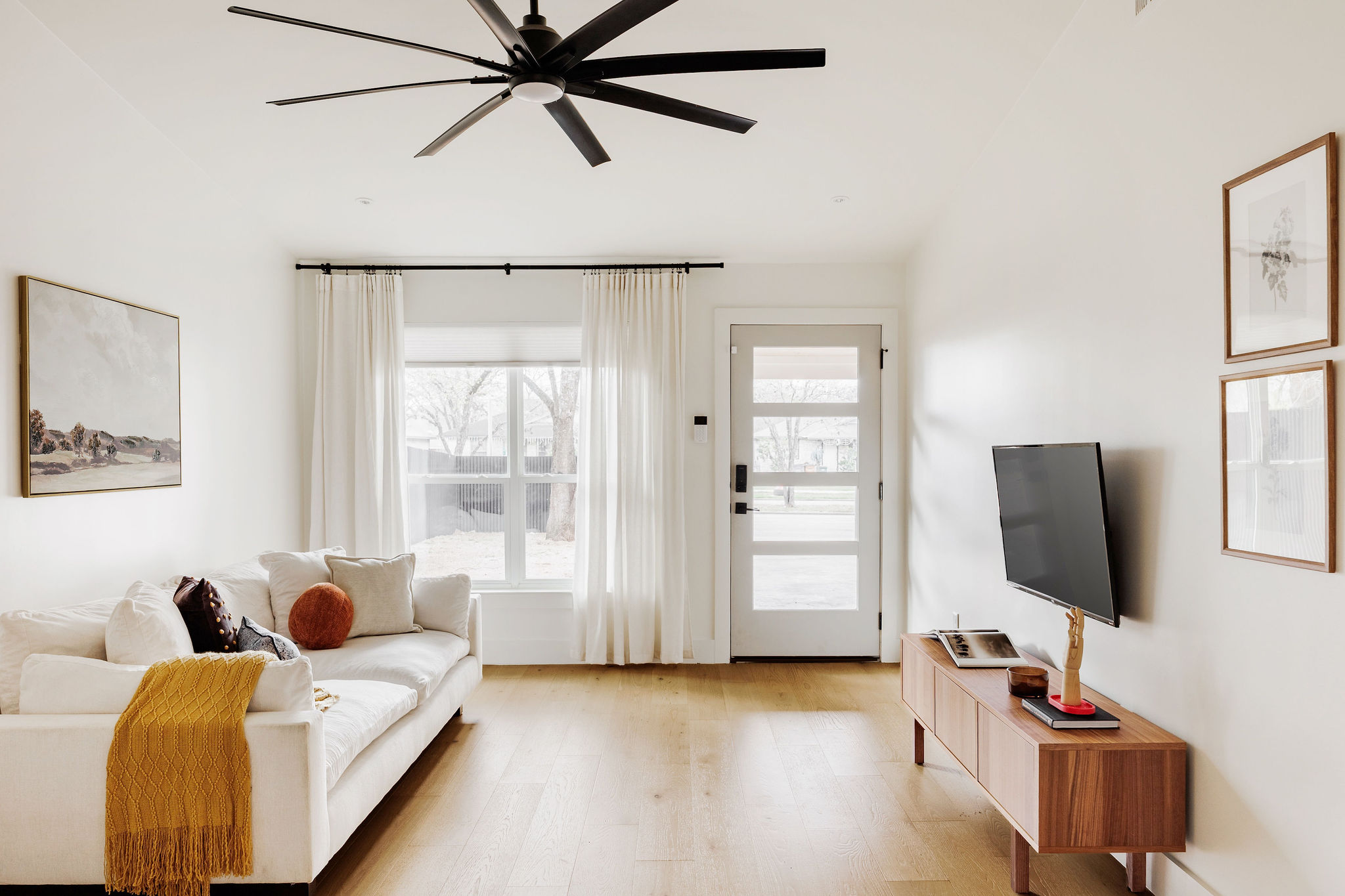 2220 East Stassney Lane, Unit B Austin, TX 78744 - Photo 6 of 31