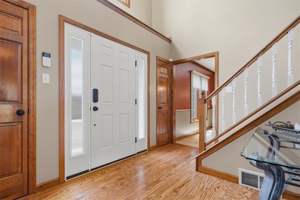 130 Field Club Circle McKees Rocks, PA 15136 - Photo 5 of 48