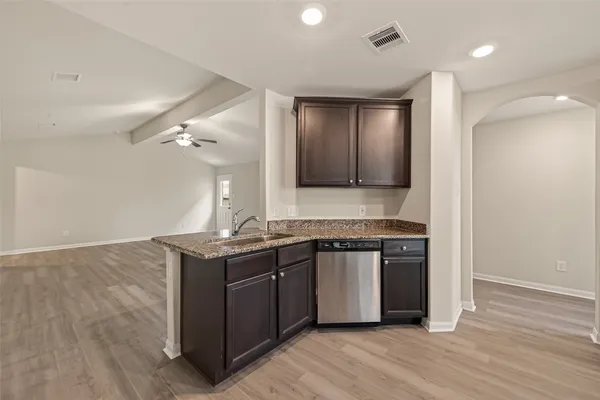 $1,895 | 20611 Bauer Moonlight Drive, Hockley, TX 77447