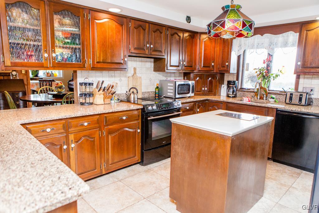 2782 Bedminster Road Perkasie, PA 18944 - Photo 28 of 39 Gallery Image 28