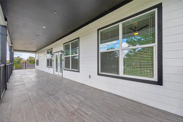 $1,050,000 | 8006 Longridge Drive, Houston, TX 77055