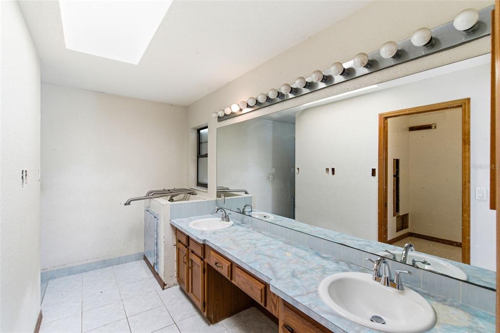 18301 Branch Road Hudson, FL 34667 - Photo 15 of 25