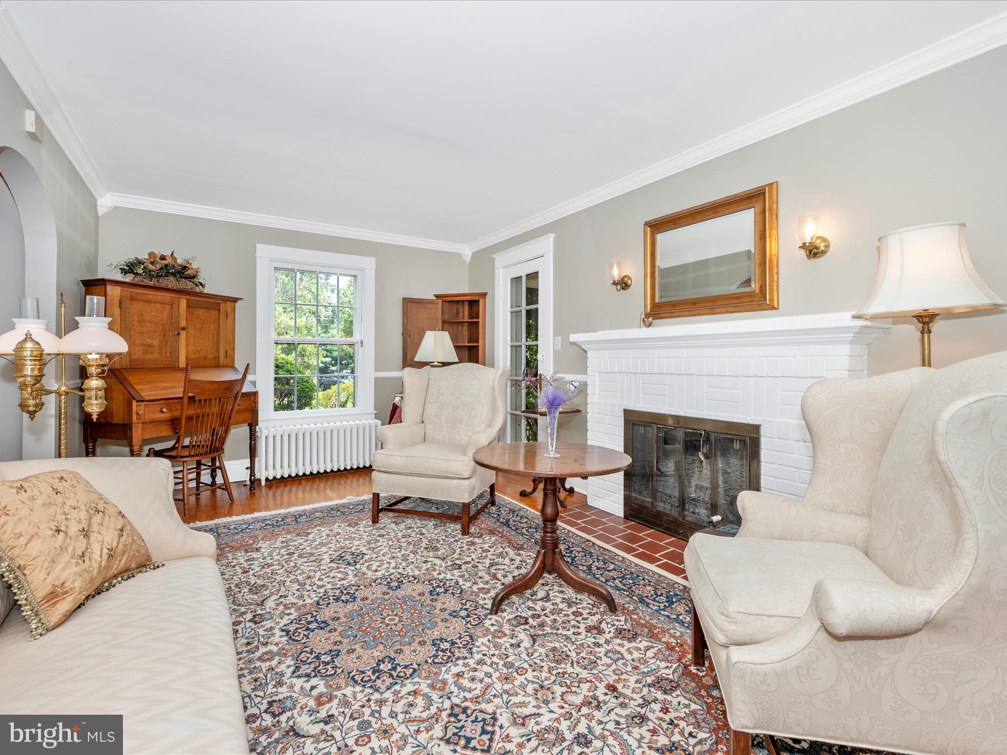 17111 Old Baltimore Road Olney, MD 20832 - Photo 12 of 57 Living Room