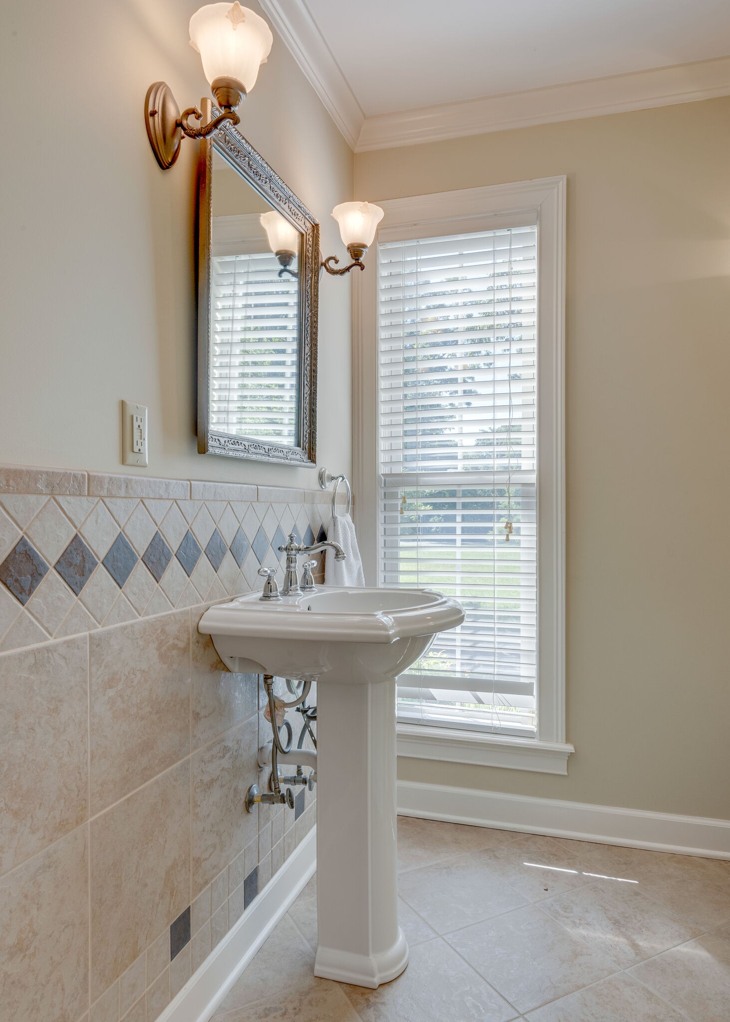 1013 Ridgecrest Drive Dickson, TN 37055 - Photo 27 of 50 Gallery Image 27