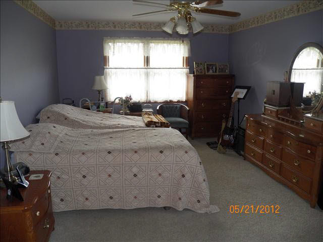 8925 Lulu Road Ida, MI 48140 - Photo 11 of 18 master bedroom