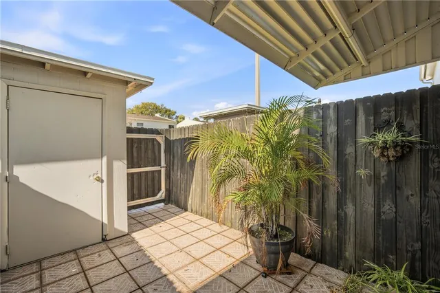 $1,995 | 4521 West La Villa Lane, Tampa, FL 33611