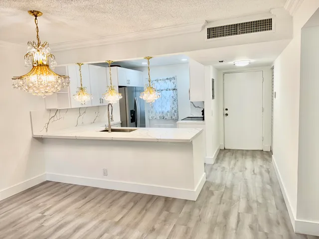 $2,700 | 5961 Northwest 2nd Avenue, Unit 312, Boca Raton, FL 33487