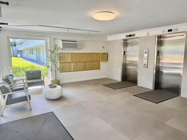 $2,700 | 5961 Northwest 2nd Avenue, Unit 312, Boca Raton, FL 33487