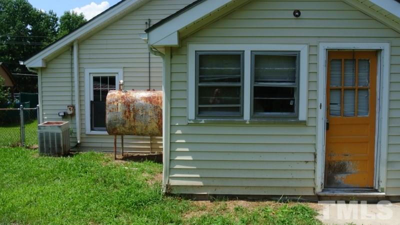 308 Junction Road Durham, NC 27703 - Photo 4 of 10